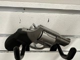 TAURUS 605 .38 SPECIAL/.357 MAGNUM - Image 2 of 6