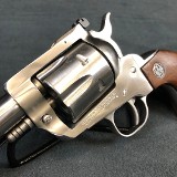 RUGER NEW MODEL BLACKHAWK - STAINLESS .357 MAG - Image 4 of 9