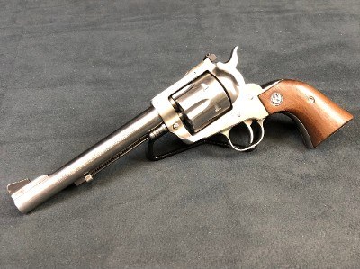 RUGER NEW MODEL BLACKHAWK - STAINLESS .357 MAG - Image 2 of 9
