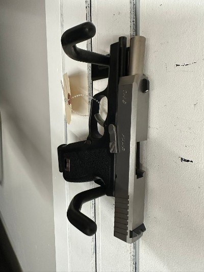 KAHR ARMS CW9 9MM LUGER (9X19 PARA) - Image 6 of 9