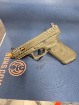 Glock Custom G45 Gen5 9MM LUGER (9X19 PARA) - Image 2 of 2