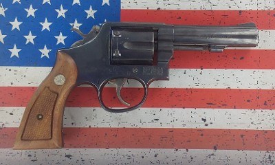 SMITH & WESSON 10-10 .38 SPL - Image 1 of 7