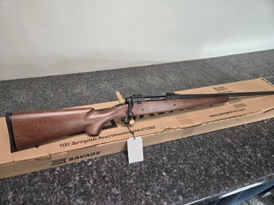 SAVAGE ARMS SAV AXIS II XP HARDWOOD 6.5MM CREEDMOOR - Image 1 of 1
