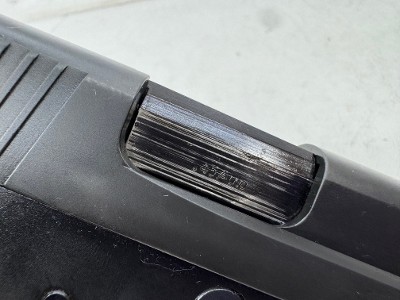SIG SAUER P220 .45 AUTO RIM - Image 18 of 18