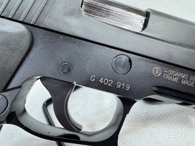 SIG SAUER P220 .45 AUTO RIM - Image 13 of 18