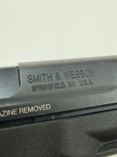 SMITH & WESSON M&P 45 SHIELD 45 ACP (45 Auto) - Image 9 of 12