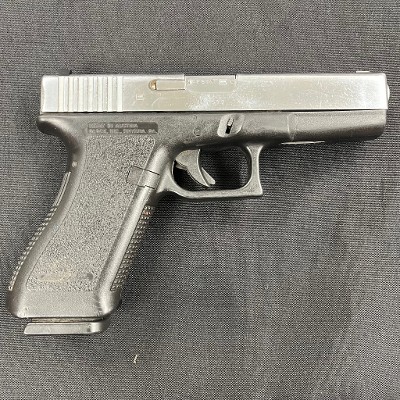 GLOCK 22.40 S&W - Image 2 of 18