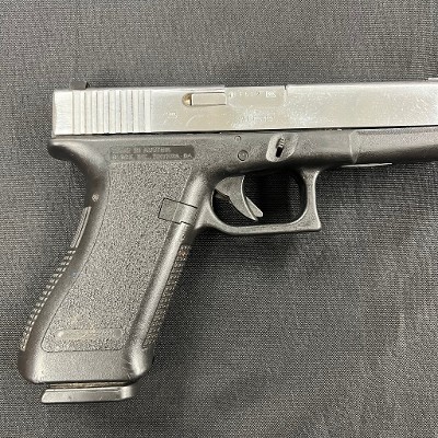 GLOCK 22.40 S&W - Image 10 of 18