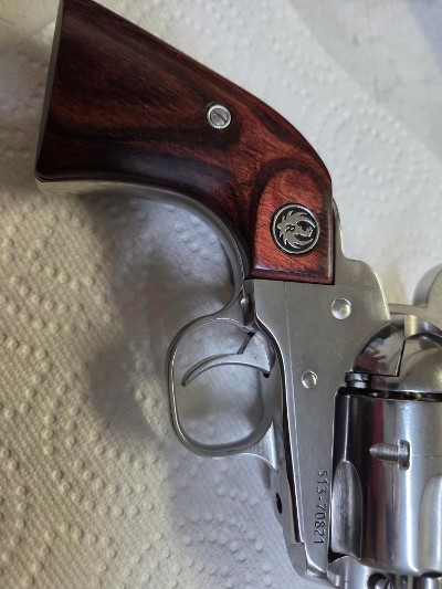 RUGER NEW VAQUERO 45 Colt (Long Colt) - Image 7 of 11