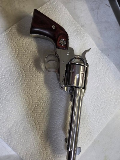 RUGER NEW VAQUERO 45 Colt (Long Colt) - Image 6 of 11
