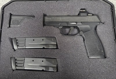 SIG SAUER P365 X-MACRO 9MM LUGER (9x19 PARA) - Image 1 of 6