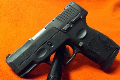 TAURUS Taurus G2C 9MM LUGER (9x19 PARA) - Image 1 of 10