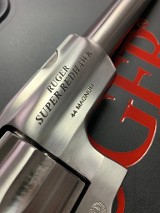 RUGER SUPER REDHAWK .44 MAGNUM - Image 3 of 6