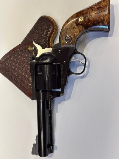 RUGER NEW MODEL BLACKHAWK CONVERTIBLE .357 MAG/9MM - Image 5 of 5