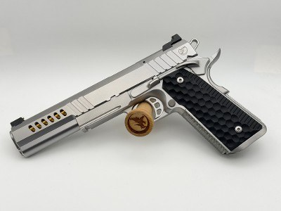NIGHTHAWK CUSTOM Chairman, Long Slide 6" WINDOWS HEAVY ANGLE LIGHTENING CUTS, DLC FINISH GOLD BEAD, RAILSCALE G10, IOS CUT, AMBI 10MM - Image 2 of 2