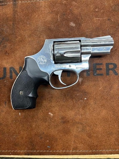TAURUS 85 .38 SPL - Image 2 of 4