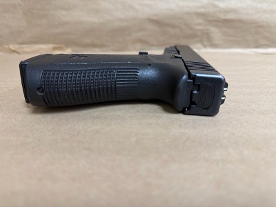 GLOCK 21 45 ACP (45 Auto) - Image 5 of 10