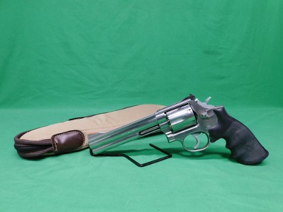 SMITH & WESSON 686 .357 MAG - Image 1 of 9