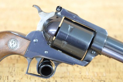 RUGER NEW MODEL SUPER BLACKHAWK .44 MAGNUM - Image 9 of 10