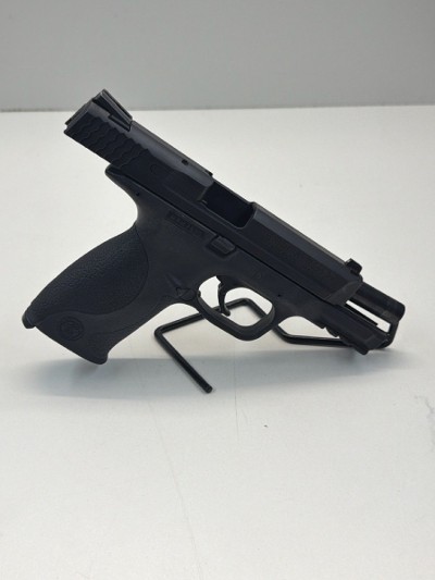 SMITH & WESSON M&P 40 40 - Image 2 of 6