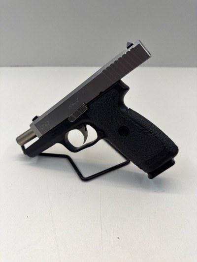 KAHR ARMS CT40 40 Smith & Wesson - Image 1 of 6