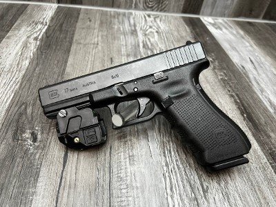 GLOCK 17 GEN 4 9MM LUGER (9x19 PARA) - Image 1 of 4