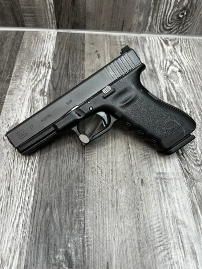 GLOCK 17 GEN 3 9MM LUGER (9x19 PARA) - Image 1 of 4