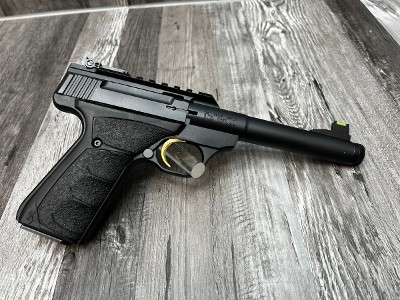 BROWNING BUCK MARK 22 .22 LR - Image 1 of 5