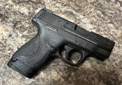 SMITH & WESSON M&P 9 SHIELD 9MM LUGER (9x19 PARA) - Image 1 of 5
