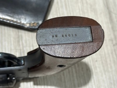 H&R 949 .22 S/L/LR - Image 12 of 13