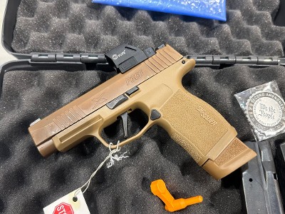 SIG SAUER P365 XL (2A SPECIAL EDITION) 9MM LUGER (9X19 PARA) - Image 3 of 9