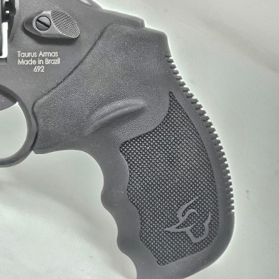 TAURUS MODEL 692 TRACKER .357 MAG/9MM - Image 6 of 15