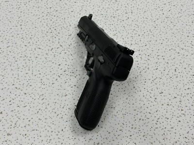 FN FIVE-SEVEN 5.7X28MM - Image 4 of 9