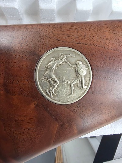 WINCHESTER 94 LEGENDARY FRONTIERSMEN .38-55 WIN - Image 3 of 6