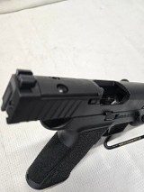 SIG SAUER P320 XTEN 10mm Auto - Image 6 of 7