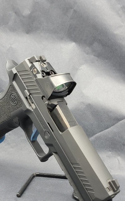 SIG SAUER p320 9MM LUGER (9x19 PARA) - Image 8 of 14