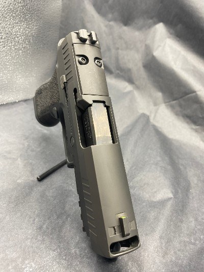SIG SAUER P320 XTEN 10MM - Image 8 of 8