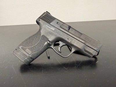 SMITH & WESSON M&P 45 SHIELD .45 ACP - Image 2 of 10