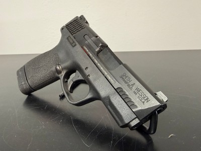 SMITH & WESSON M&P 45 SHIELD .45 ACP - Image 4 of 10
