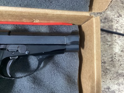 BERETTA 84 .380 ACP - Image 13 of 23