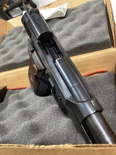 BERETTA 84 .380 ACP - Image 18 of 23