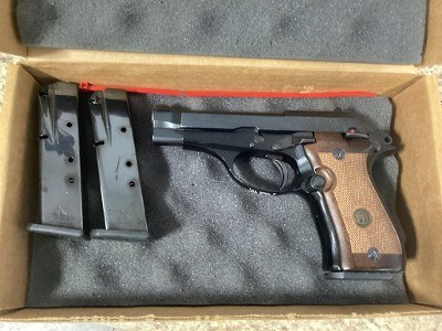 BERETTA 84 .380 ACP - Image 1 of 23