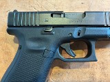 GLOCK 23V .40 S&W - Image 7 of 11