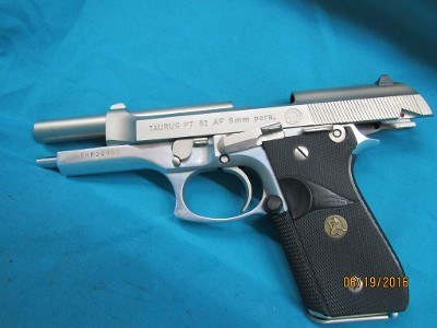 TAURUS PT92 9MM LUGER (9x19 PARA) - Image 1 of 3