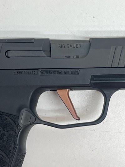 SIG SAUER P365 ROSE 9MM LUGER (9x19 PARA) - Image 3 of 9
