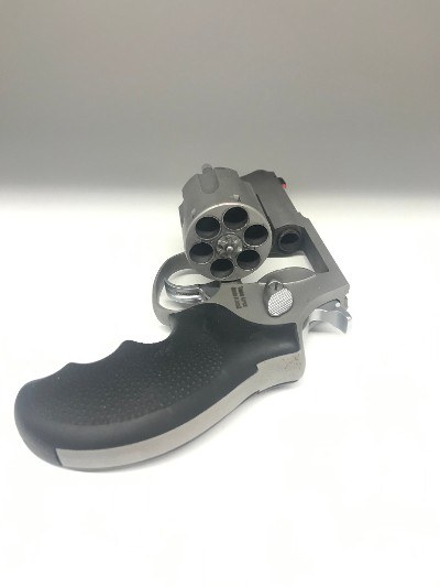 TAURUS MODEL 856 .38 SPL - Image 9 of 12