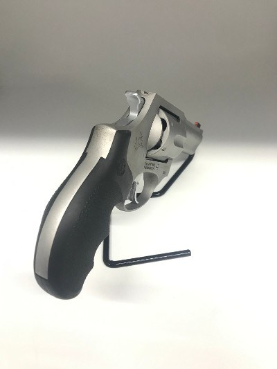 TAURUS MODEL 856 .38 SPL - Image 8 of 12