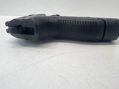 TAURUS PT840C 40 Smith & Wesson - Image 9 of 12