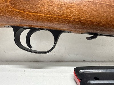 MARLIN 925M 22 WINCHESTER MAGNUM - Image 4 of 9