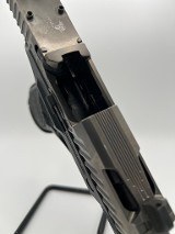 WILSON COMBAT WCP320 CARRY 9MM LUGER (9x19 PARA) - Image 4 of 6